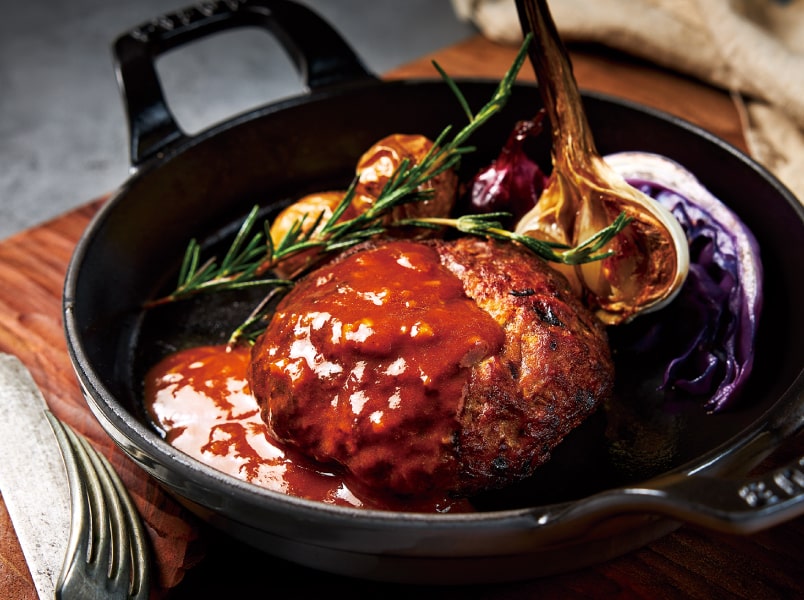 4Xビーフのハンバーグ デミグラスソースを添えて